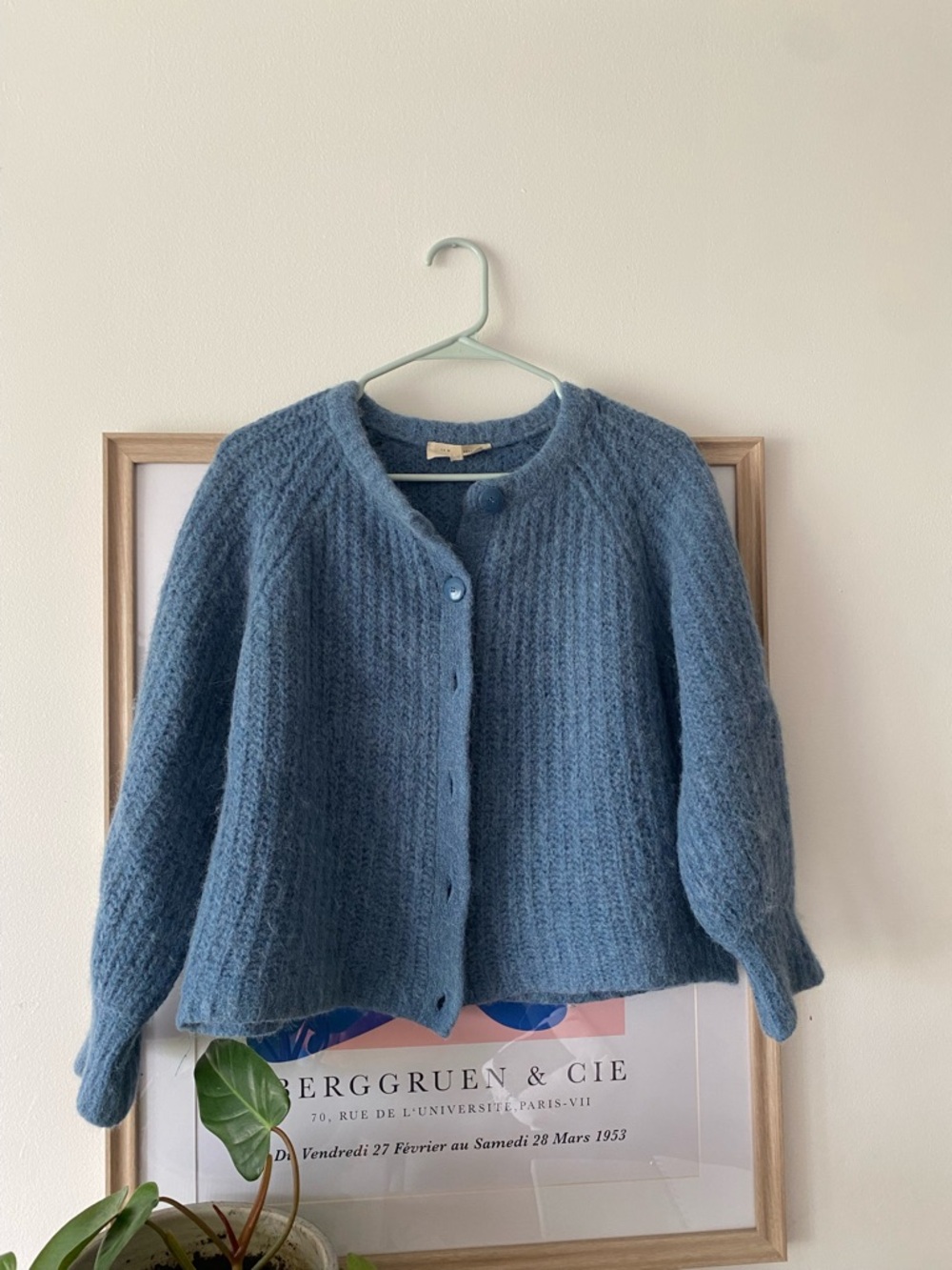 Sezane Soft Blue Button-Front Cropped Cardigan - Picture 2 of 8